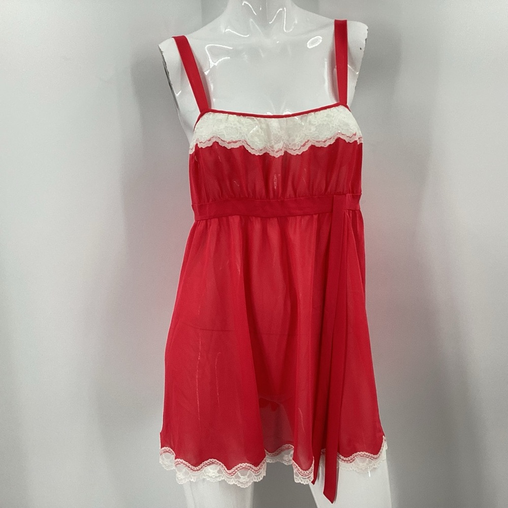 *** Victoria's Secret Red and White Lace Shortie *** M